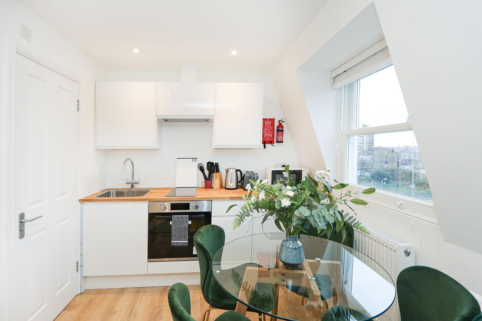 The Kentish Nook, 1 Bed 2 Bath * Londra