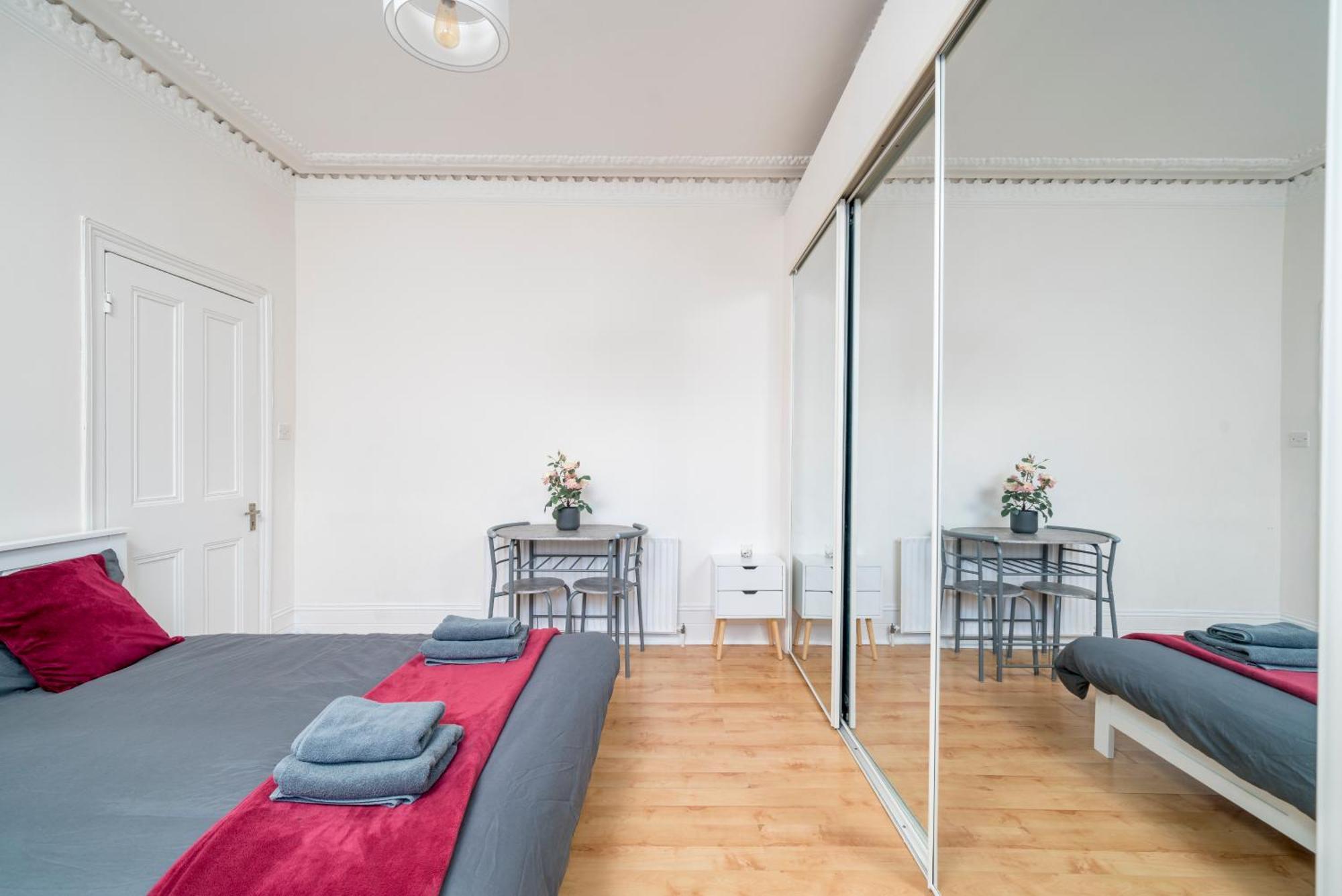 Cozy & Comfy Woodgreen Station Sleeps 6 Appartement Londres