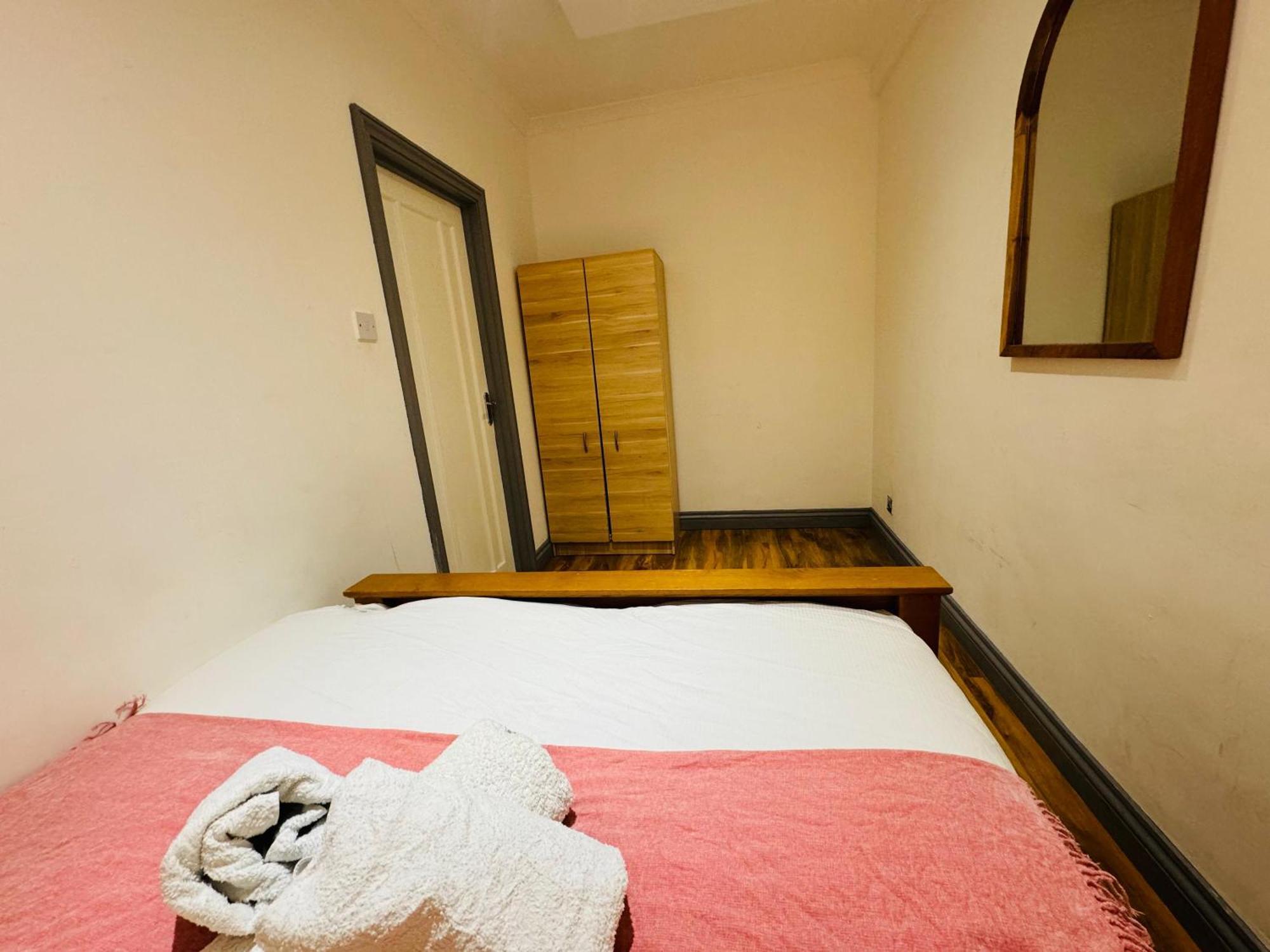 1 Bedroom Flat * Londen