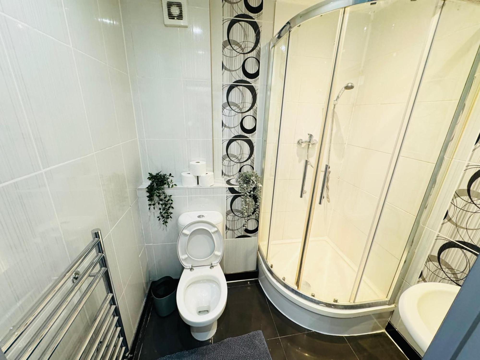 Apartment 1 Bedroom Flat *