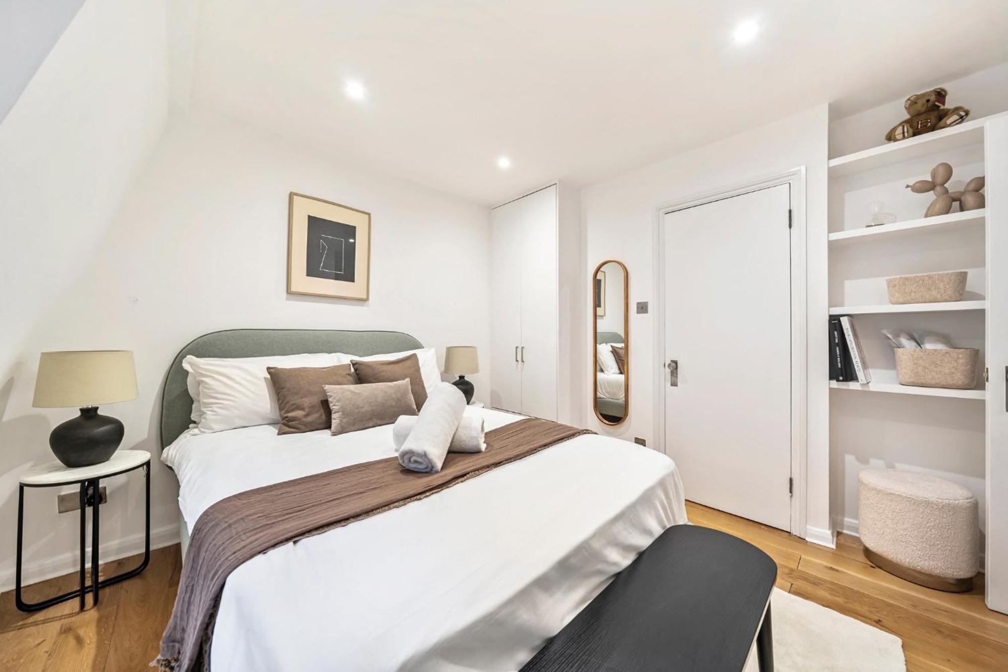 Feriehus Madestays Premium Hyde Park Townhouse