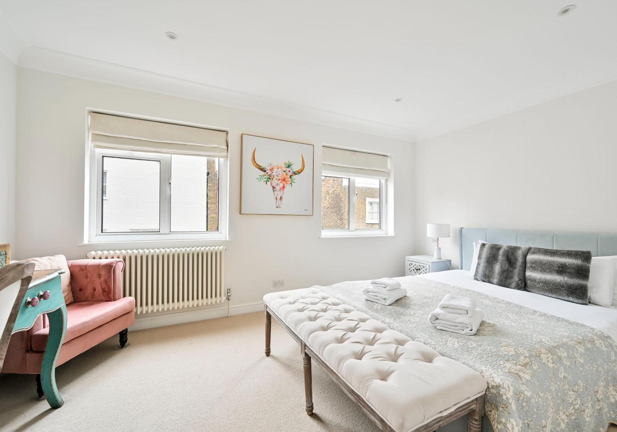 Chelsea Townhouse With Roof Terrace & Parking Appartement *