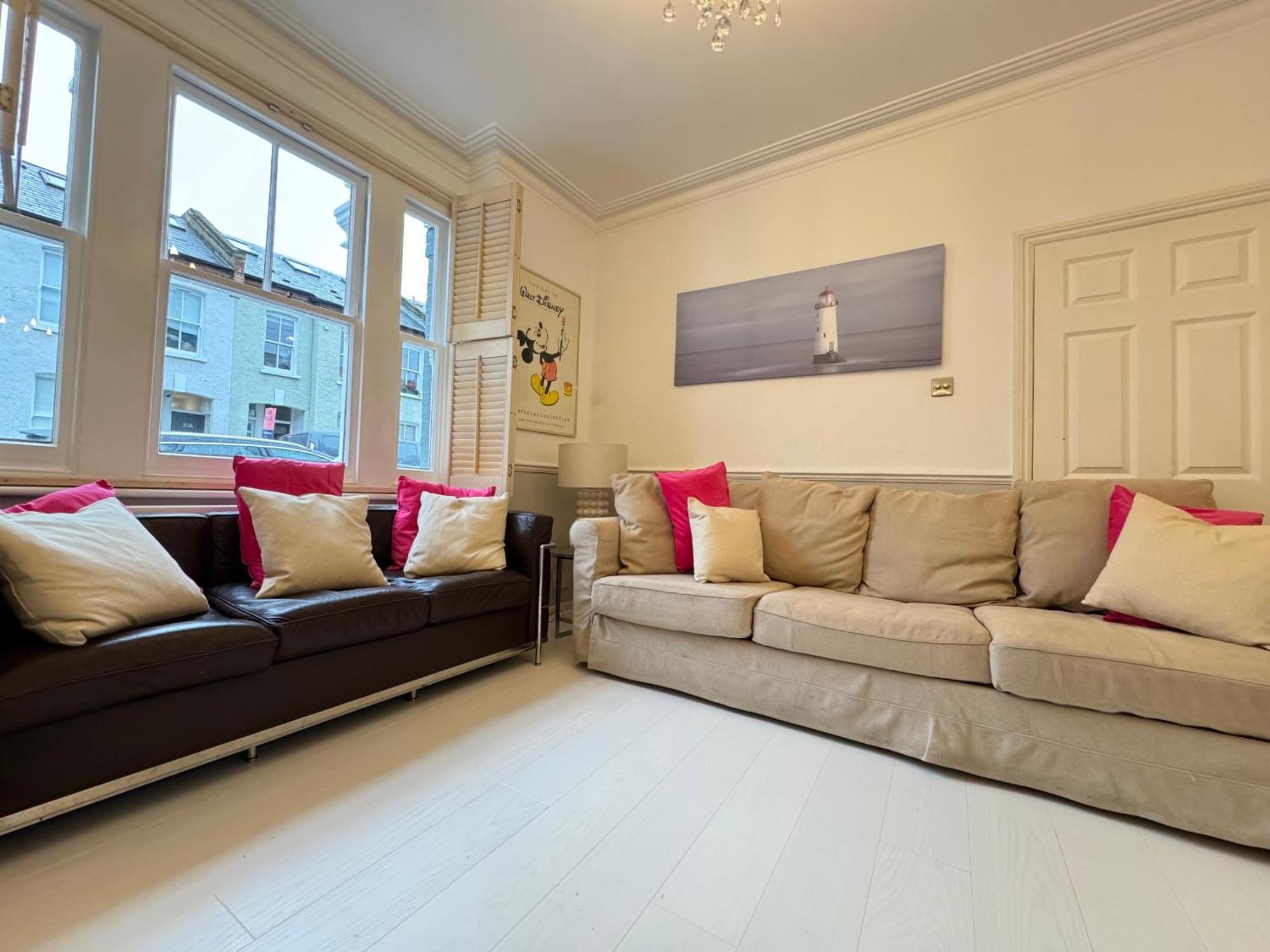 Inviting 4bd With Roof Terrace Nine Elms Appartement *