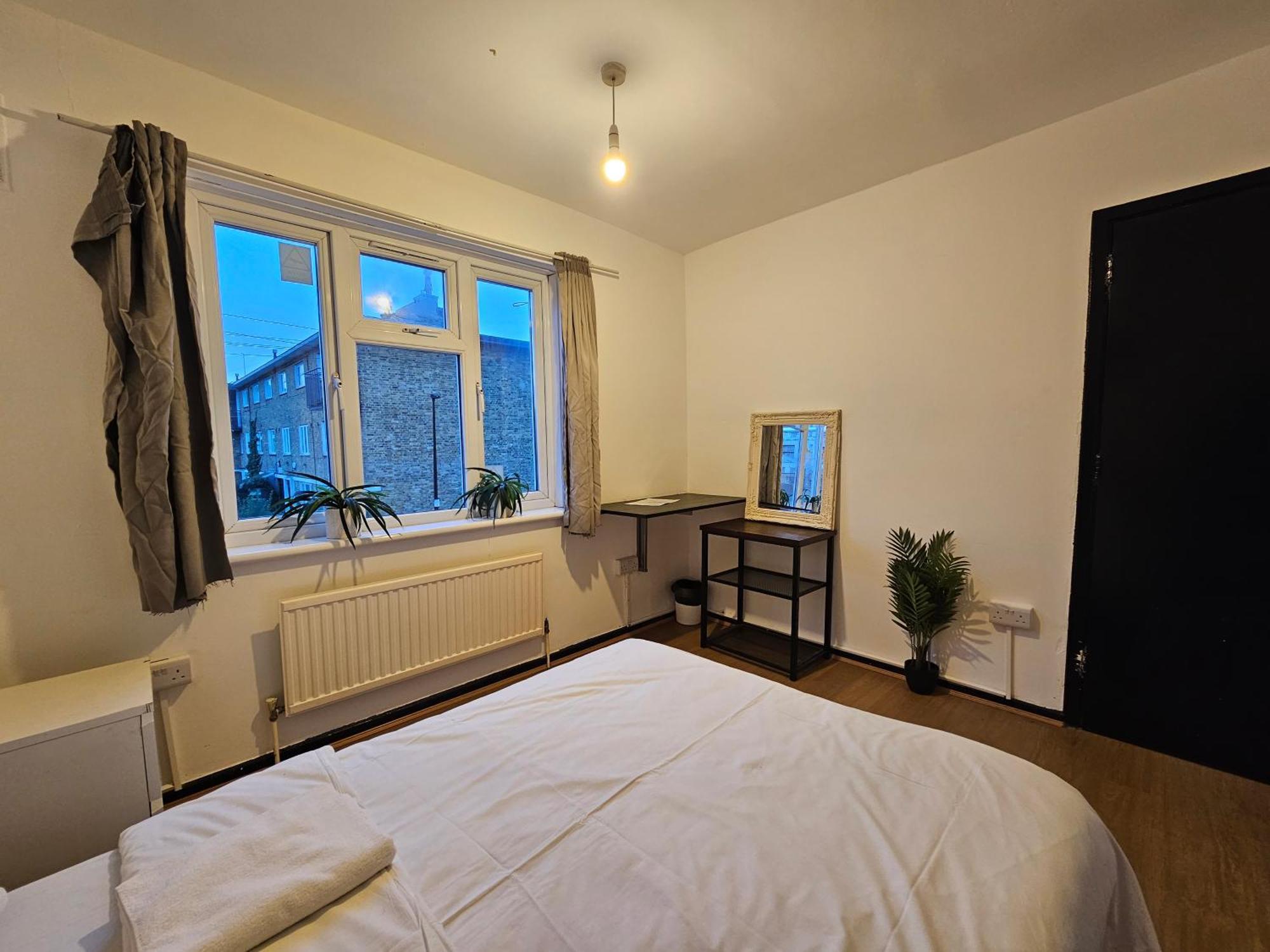 E14 Pensionat London