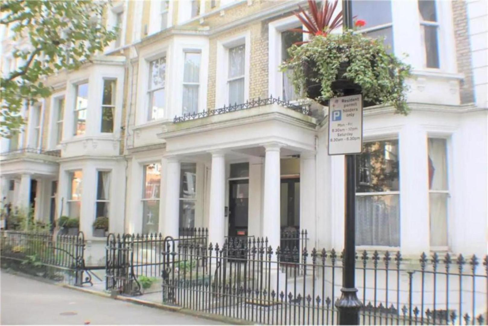 Apartment Stunning 2bed 2bath In Earls Court Sleeps Six *
