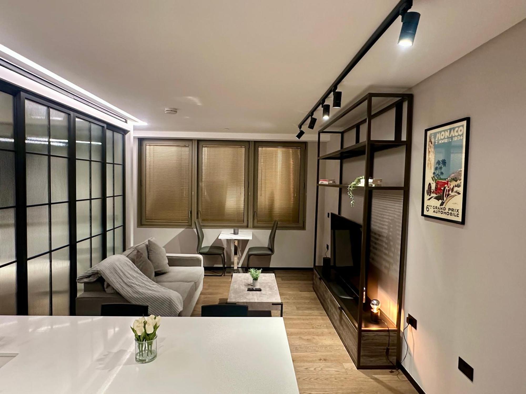 Apartment In The Heart Of