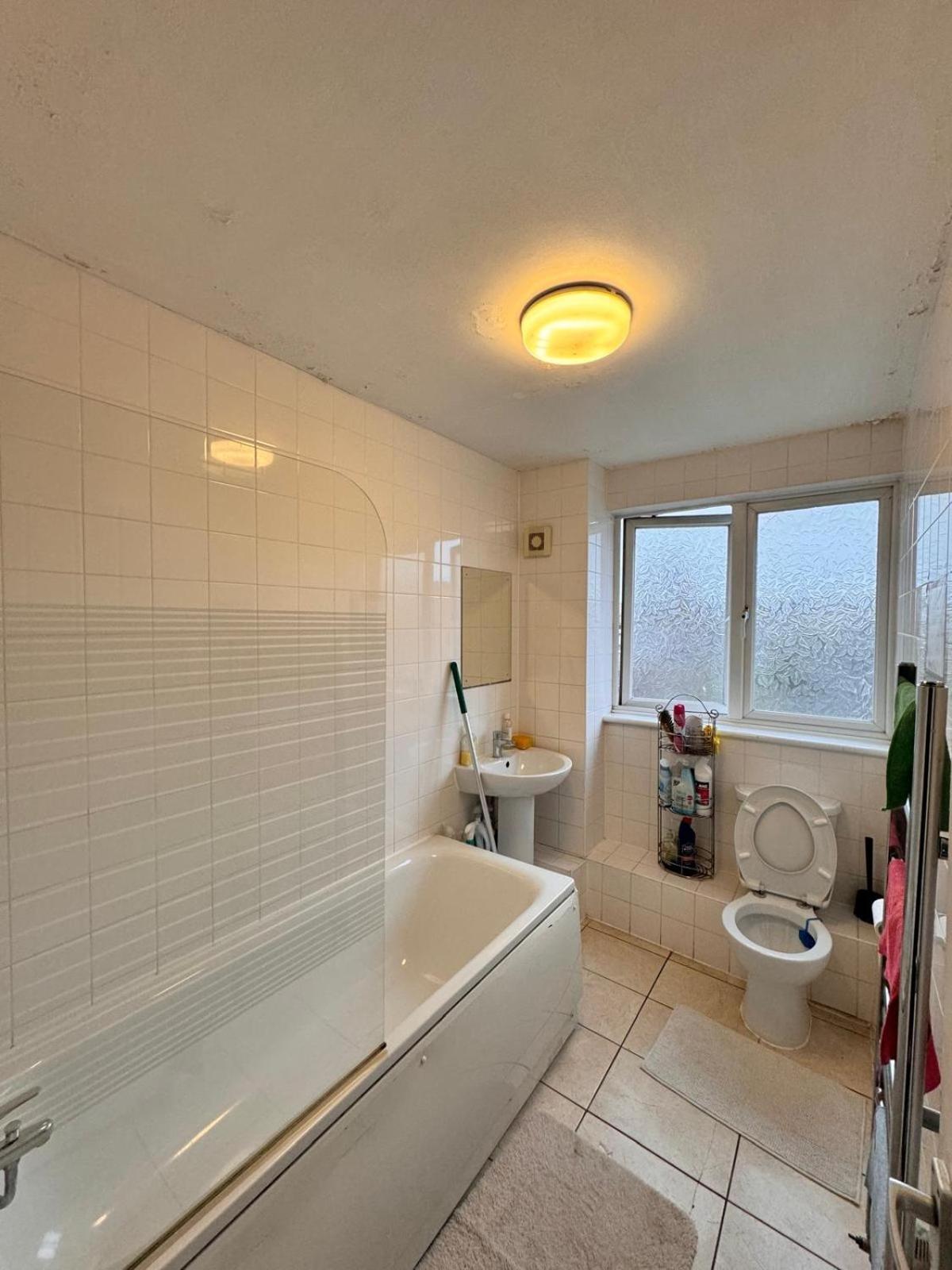Privatunterkunft Comfy Private Near Excel London