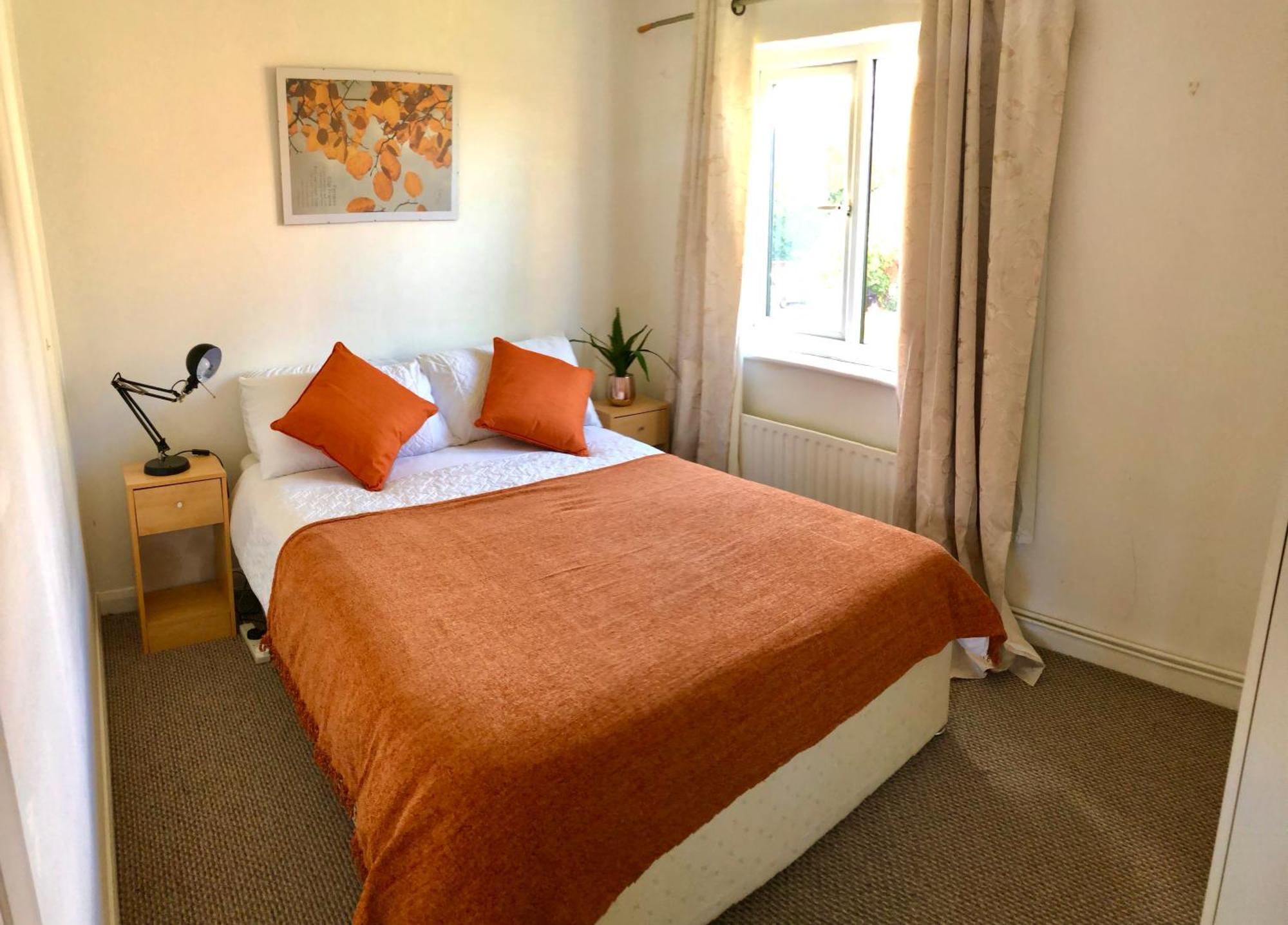 Private 2 Beds Flat Canada Water Apartment