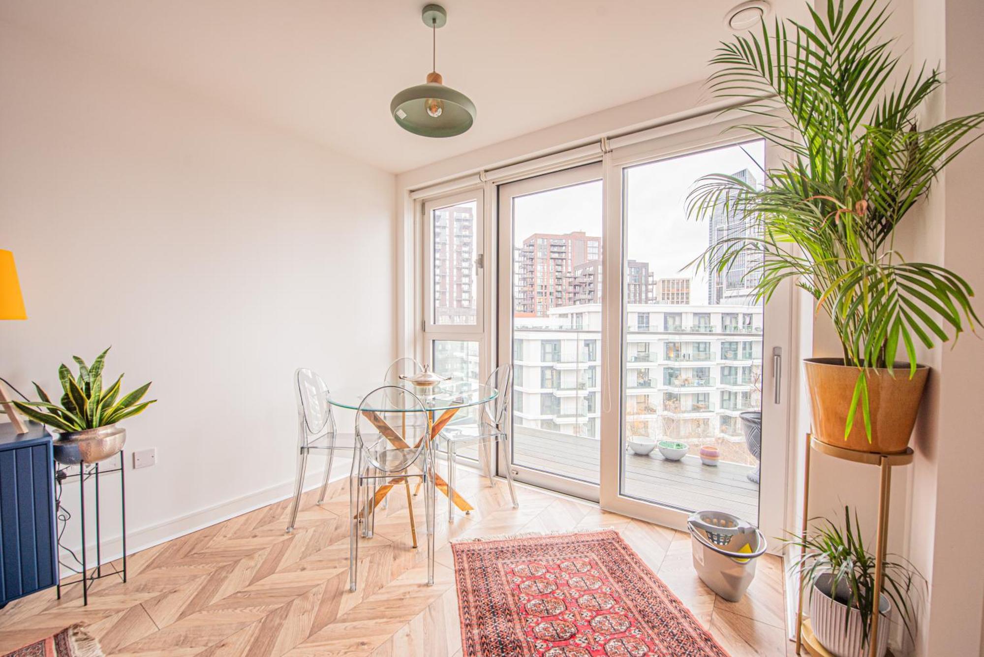 Newly Built 1-bed Flat Next To Nine Elms Station Apartment London
