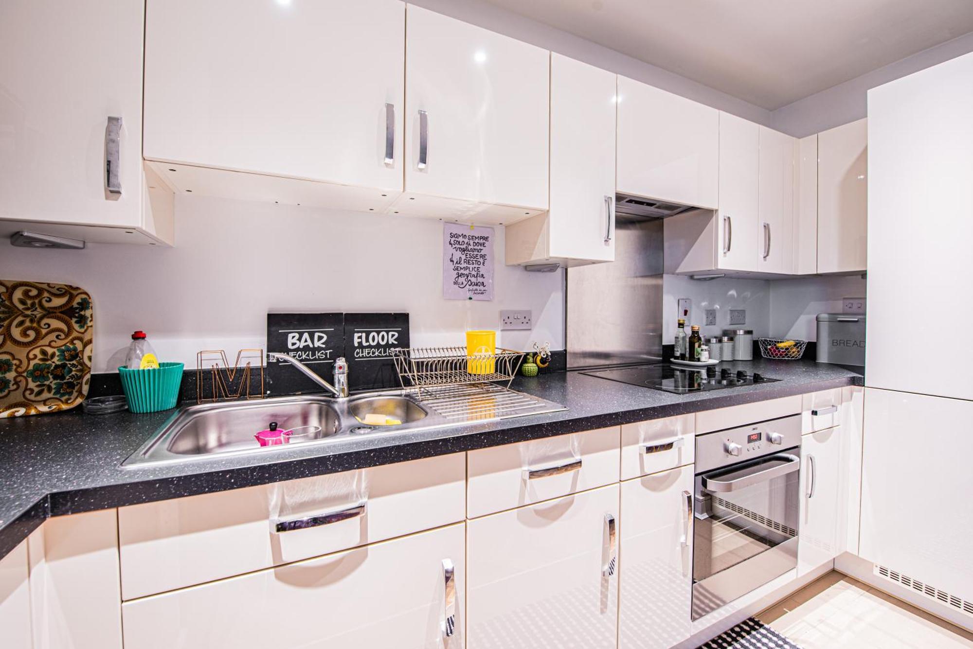 Apartment Newly Built 1-bed Flat Next To Nine Elms Station London
