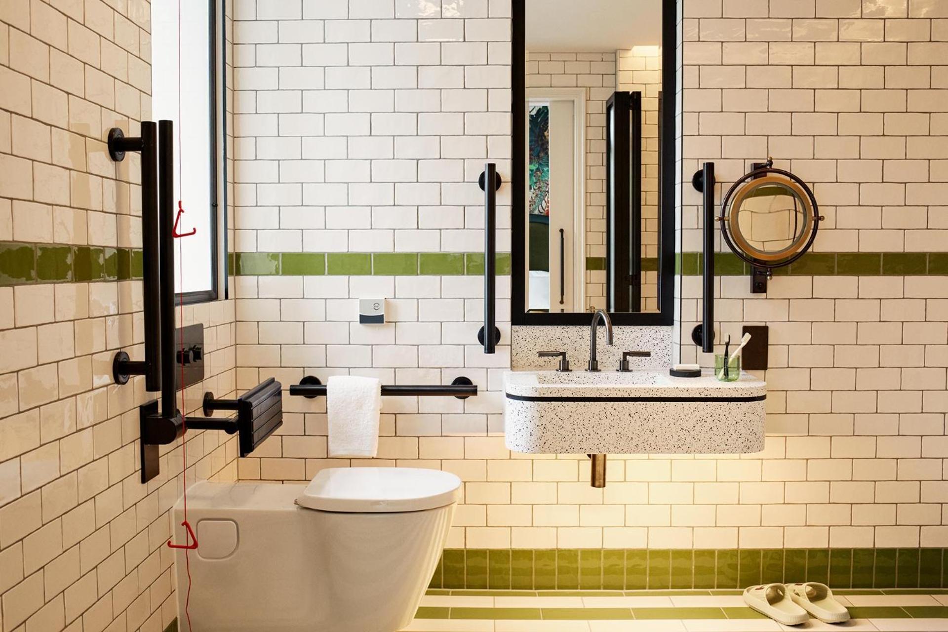 Hotell Hyde 4*