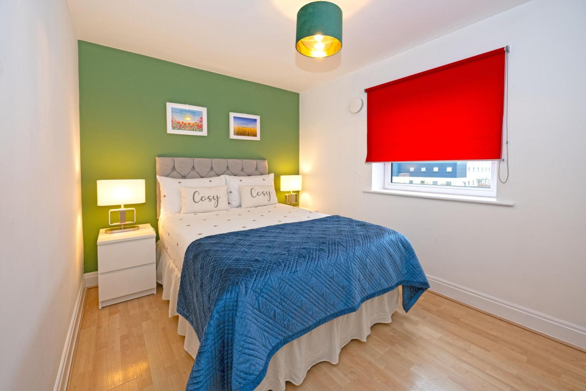 Grand Apartments Kew Gardens London