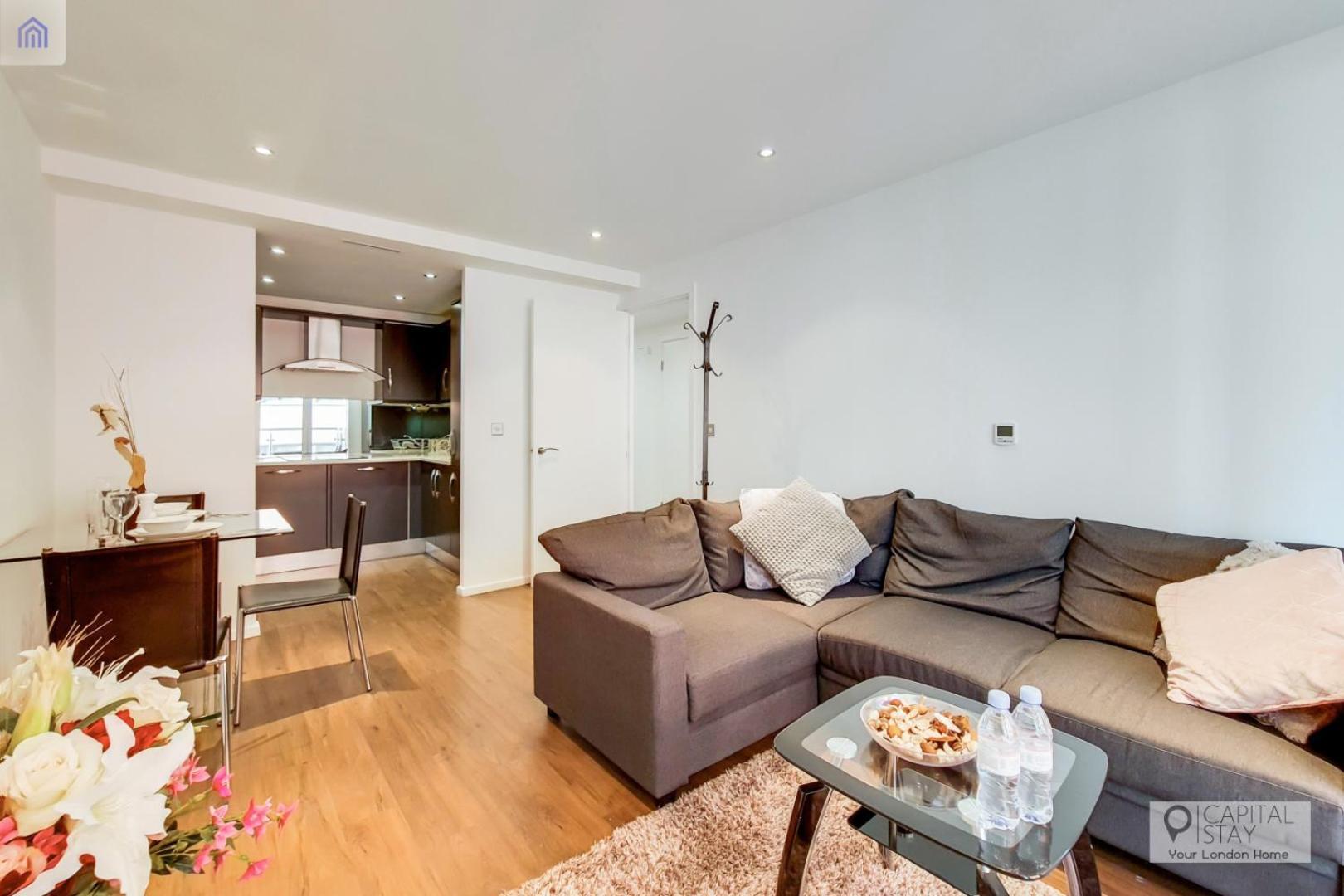 Excel - One Bed Lejlighed London