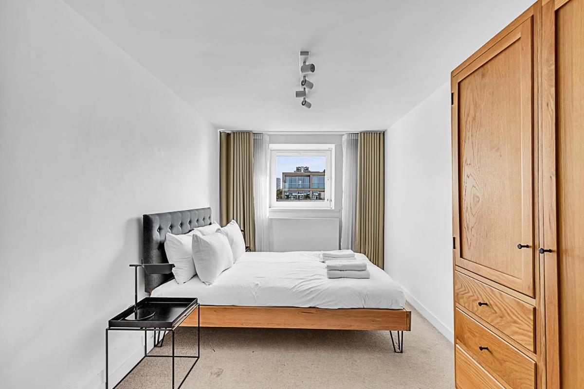 Relay Radiant Chelsea Flat With View Leilighet London