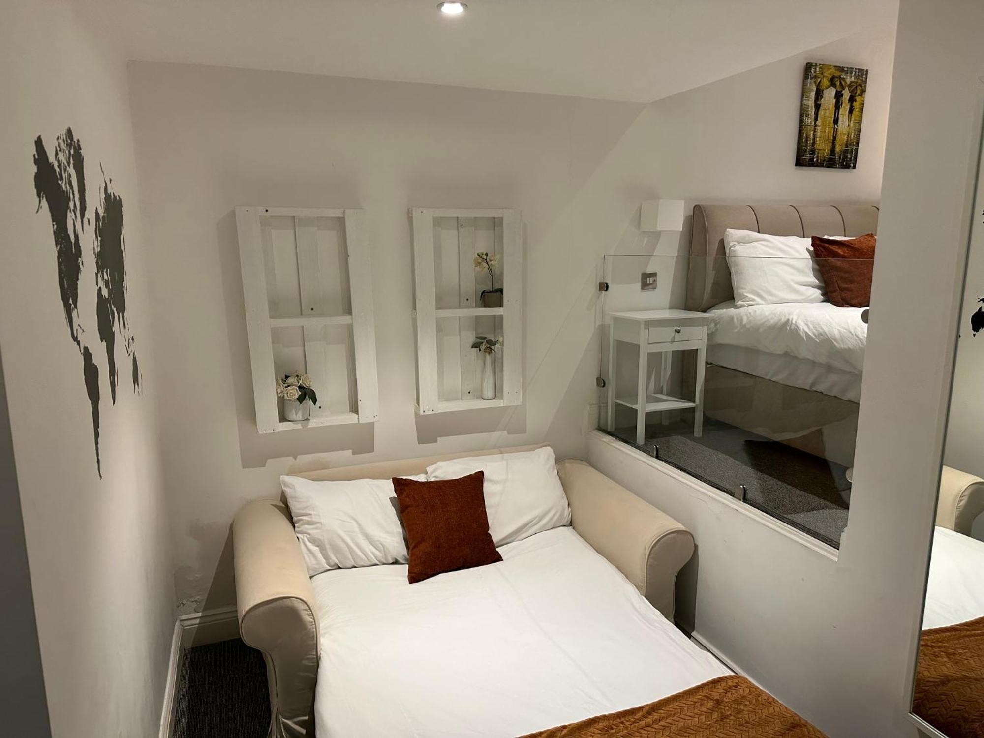 Regent Apartment