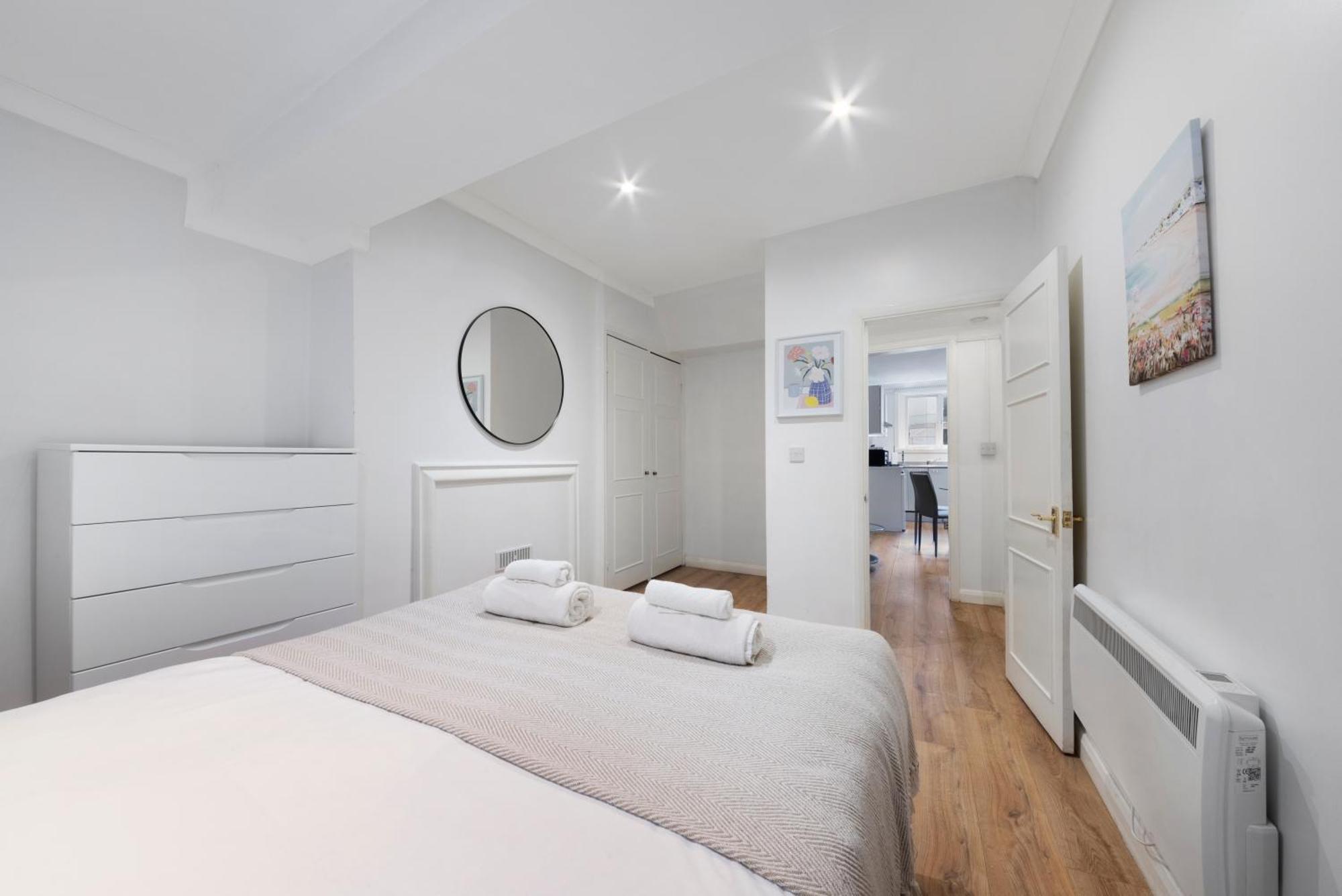 Apartment 2 Bed Piccadilly 4