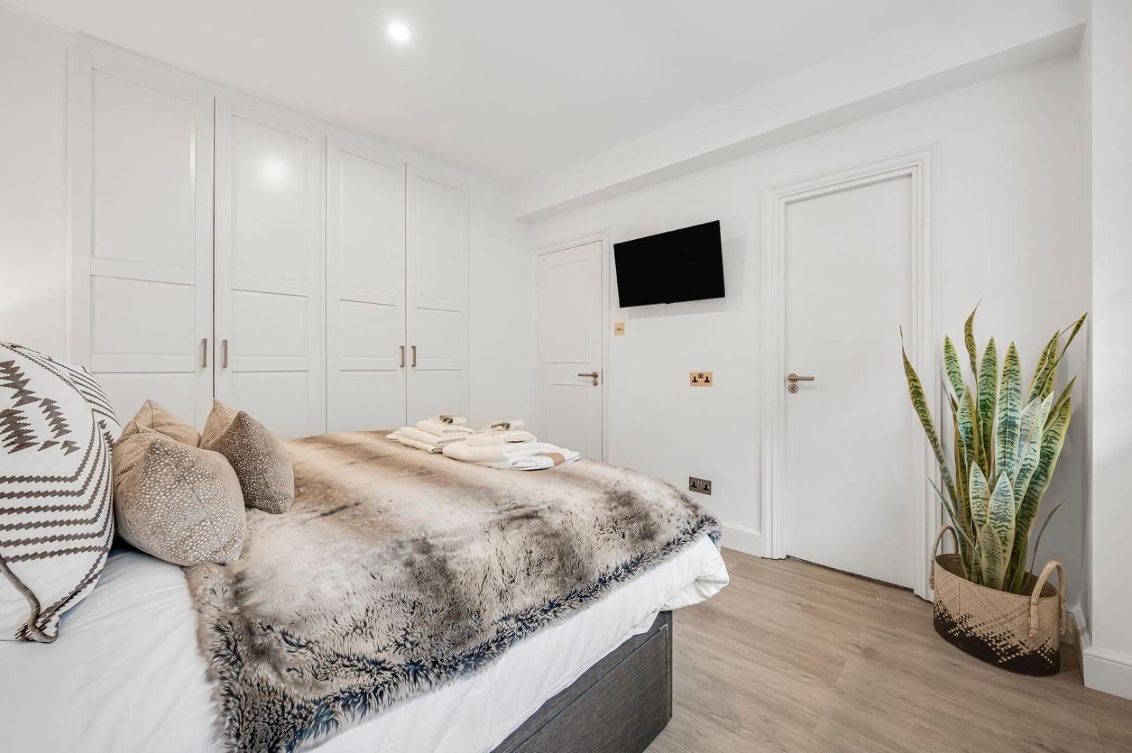 Apartment Chelsea In A Prime Location *