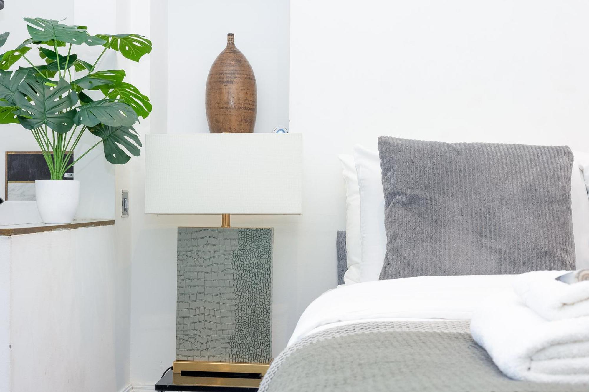 Lägenhet Lovely 2br Flat In Kensington, 2 Minutes Tube London