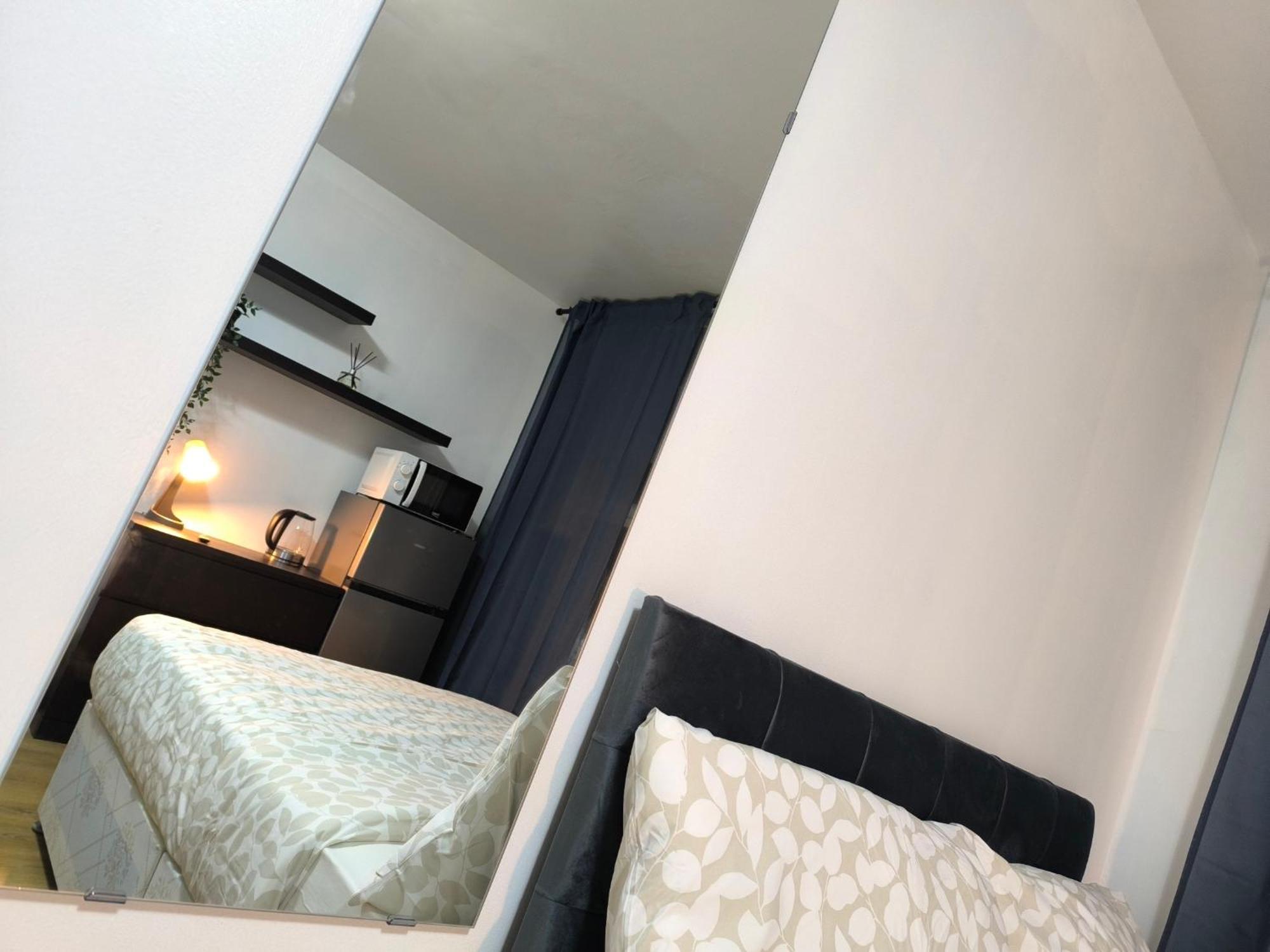 Guest house 4 Person 3min From South Wimbeldon Tube Station Room2
