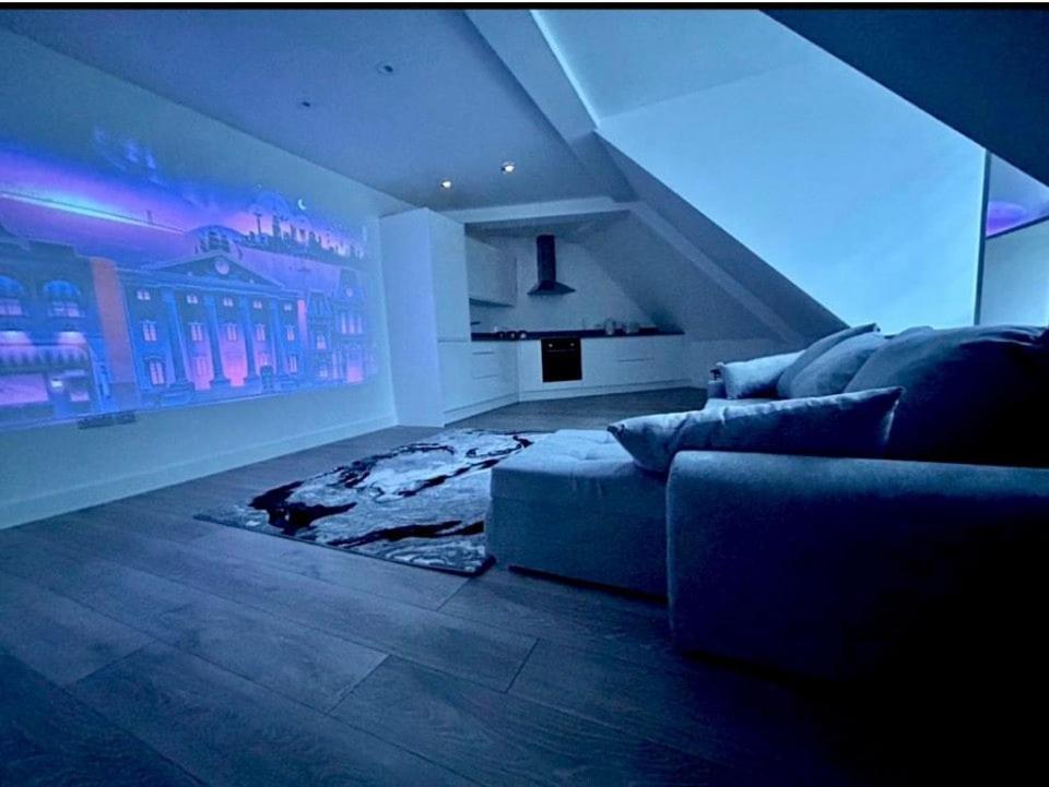 Appartement Cinematic 2 Bed Central Location Londen