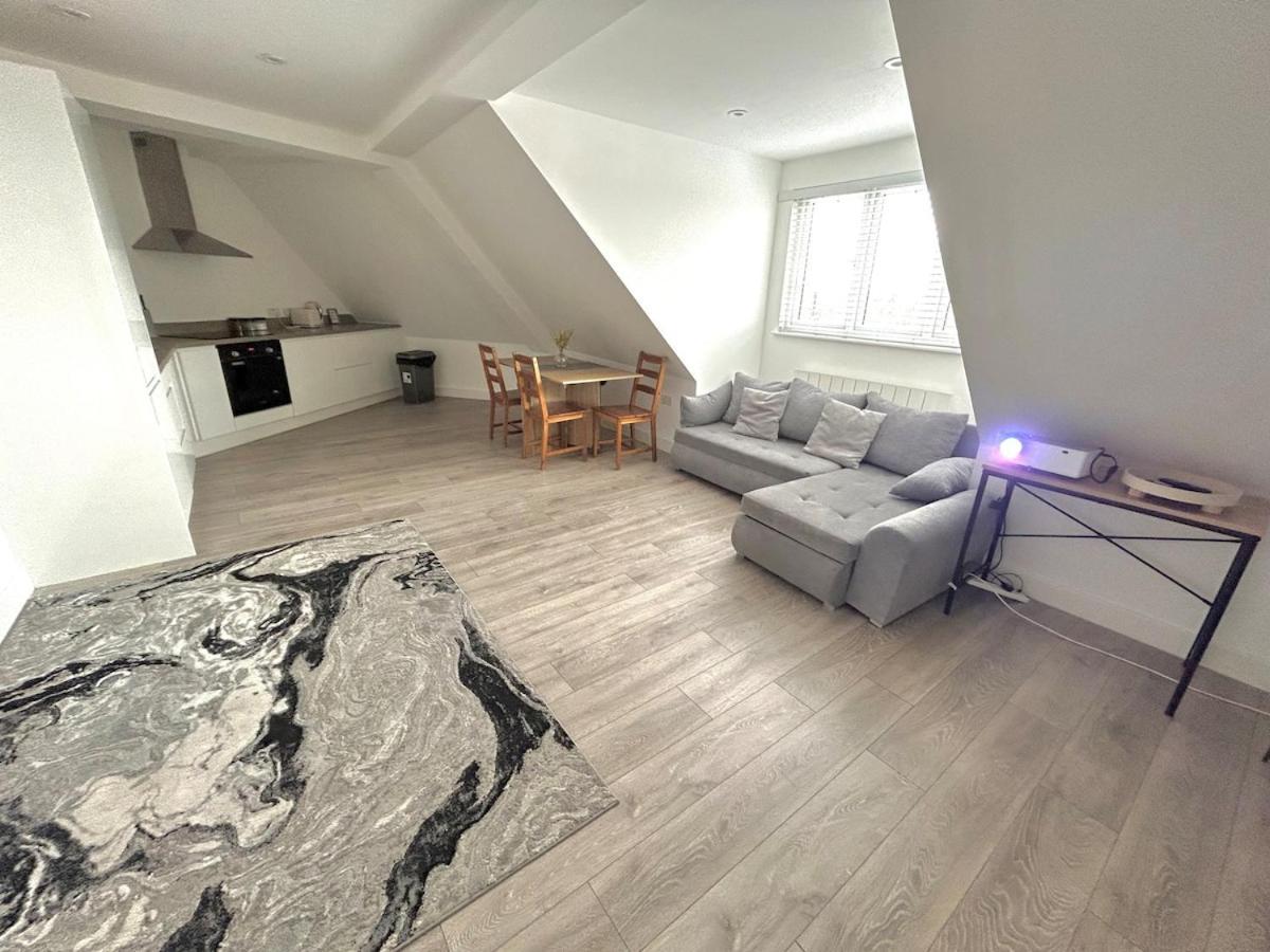 Cinematic 2 Bed Central Location Appartement
