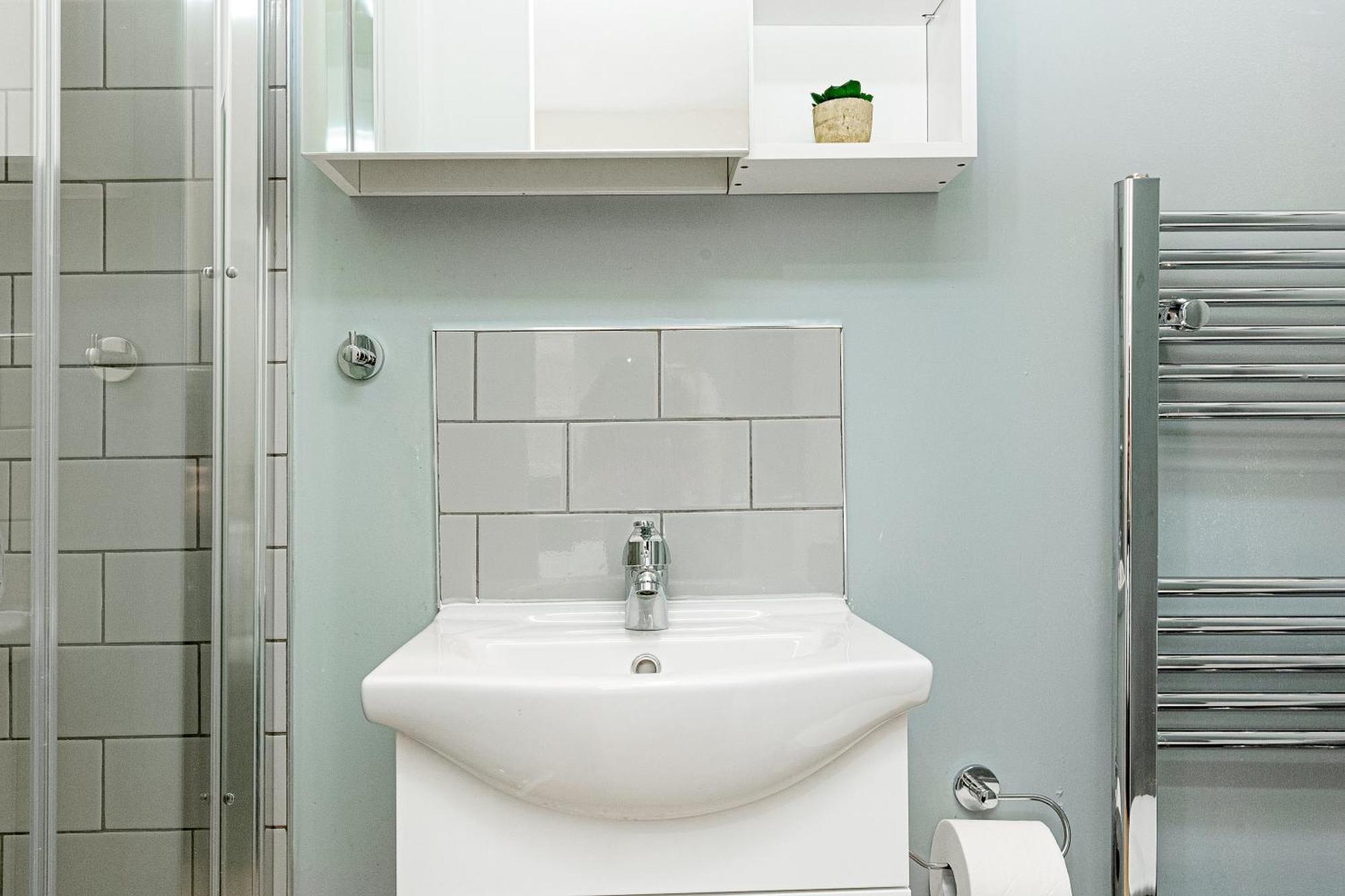 Lägenhet Charming One Bedroom In Camden *