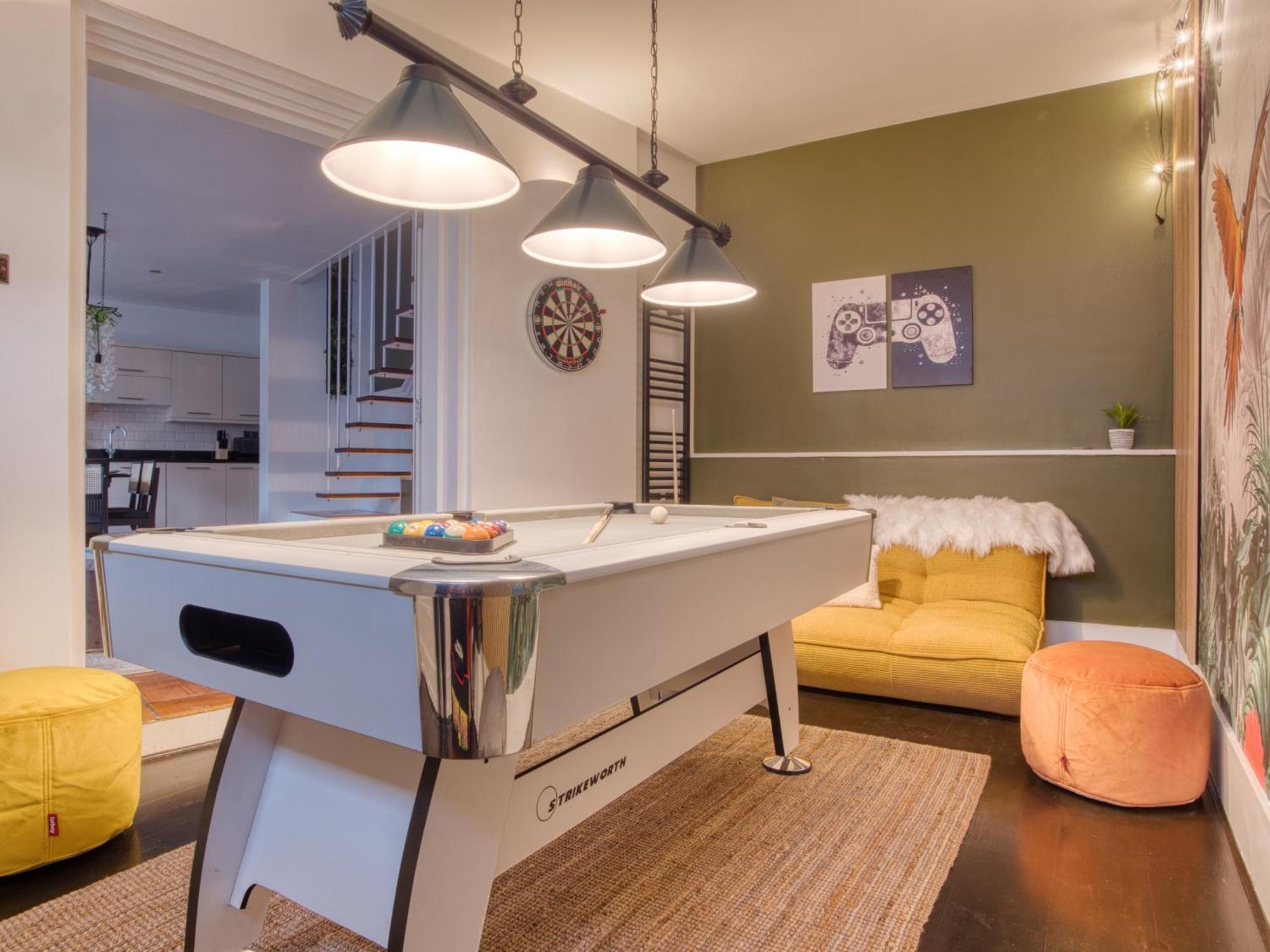 Holland Park - Games & Parking Holiday home