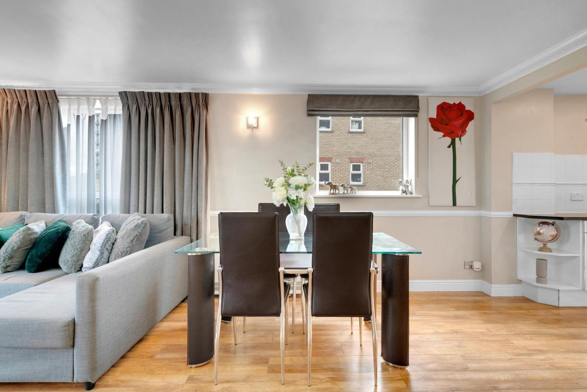 Large Modern 2bedroom 2bathroom Cutty Sark Greenwich Close To Canary Wharf, 02 - Perfect For Long Apartment *