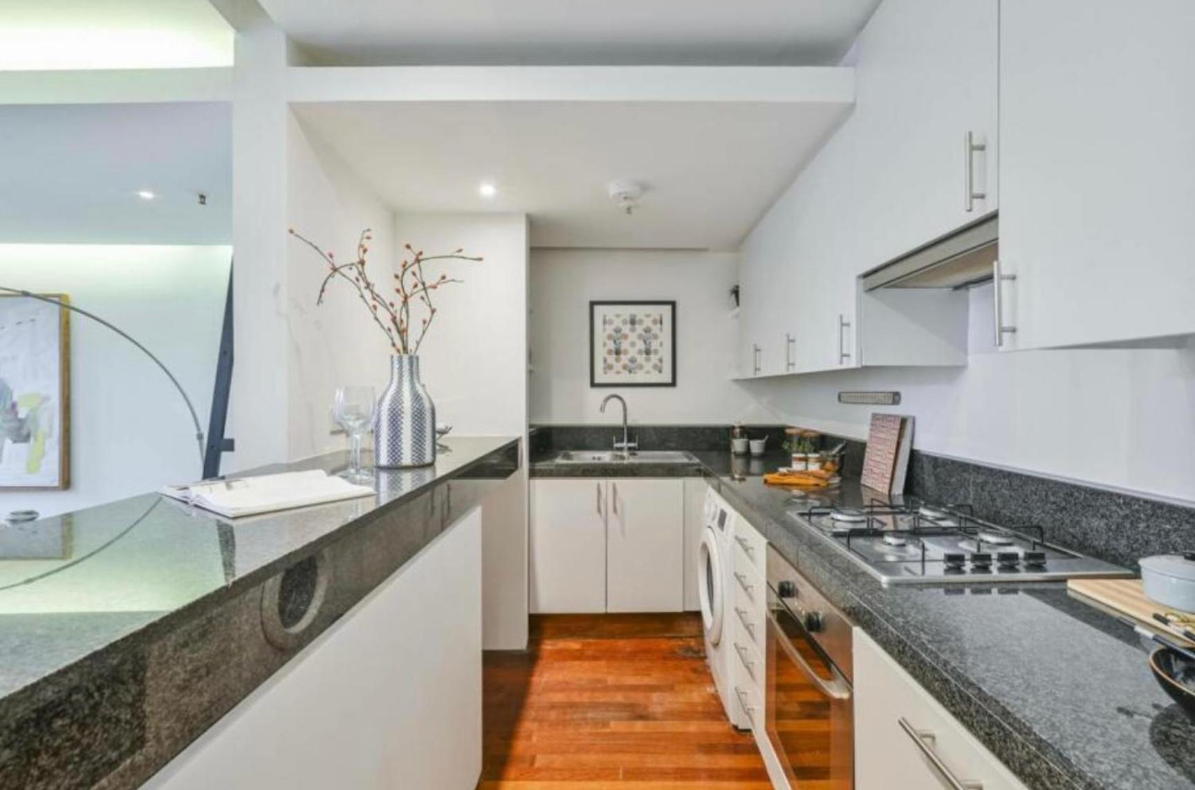 Soho Penthouse Jaquizzi Bath Luxury 2 Million Pound Chiq Boutique 2beds Parking Appartement *