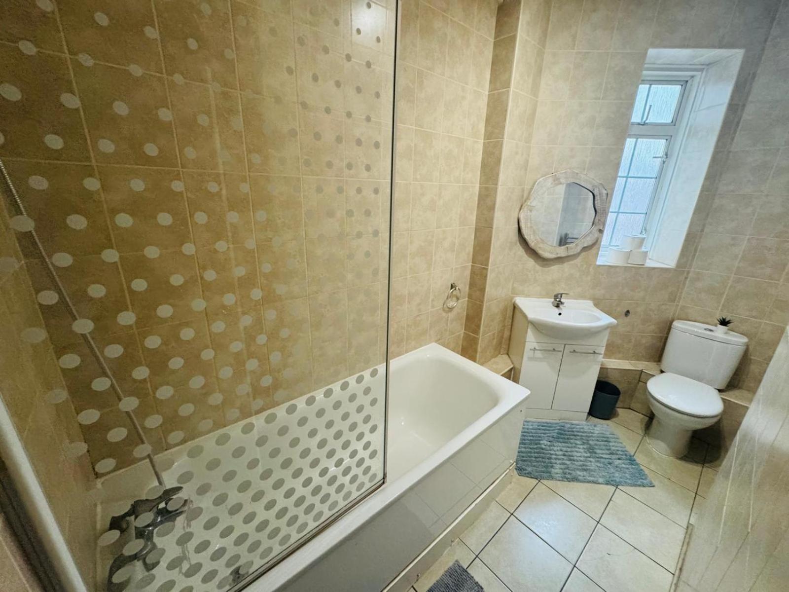 Super Family Flat Edgware Road Leilighet