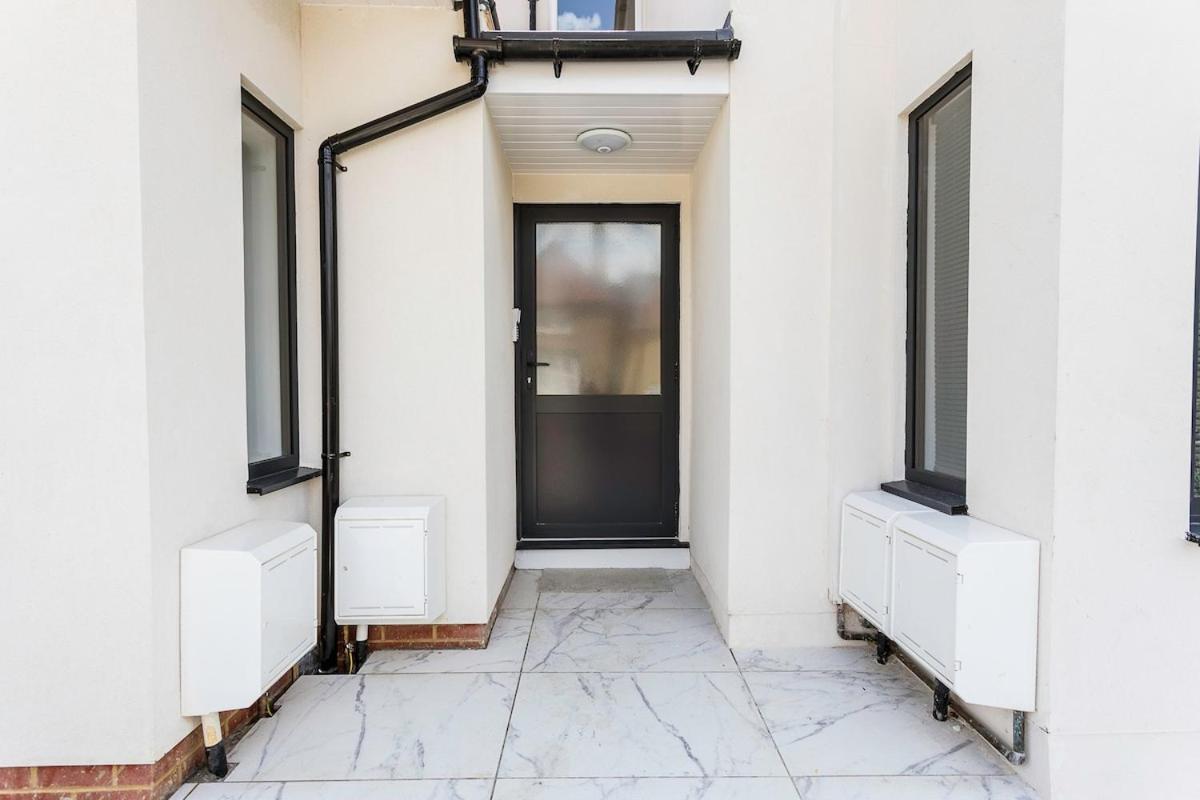 Majestic Lux 5bed 2bath Free Parking Garden Londra