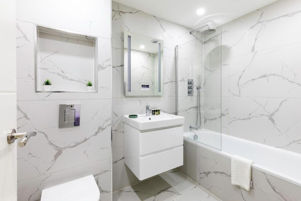 Majestic Lux 5bed 2bath Free Parking Garden Appartamento Londra