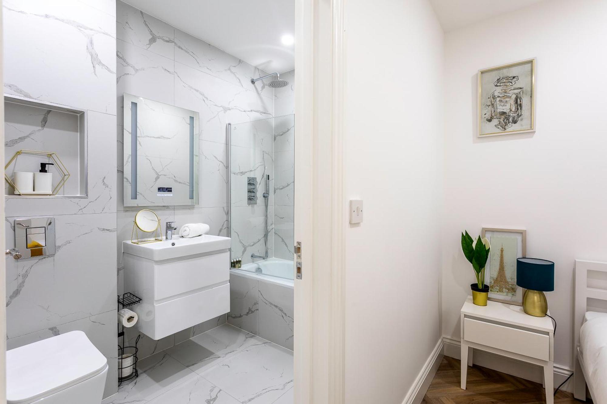 Majestic Lux 5bed 2bath Free Parking Garden Appartamento *