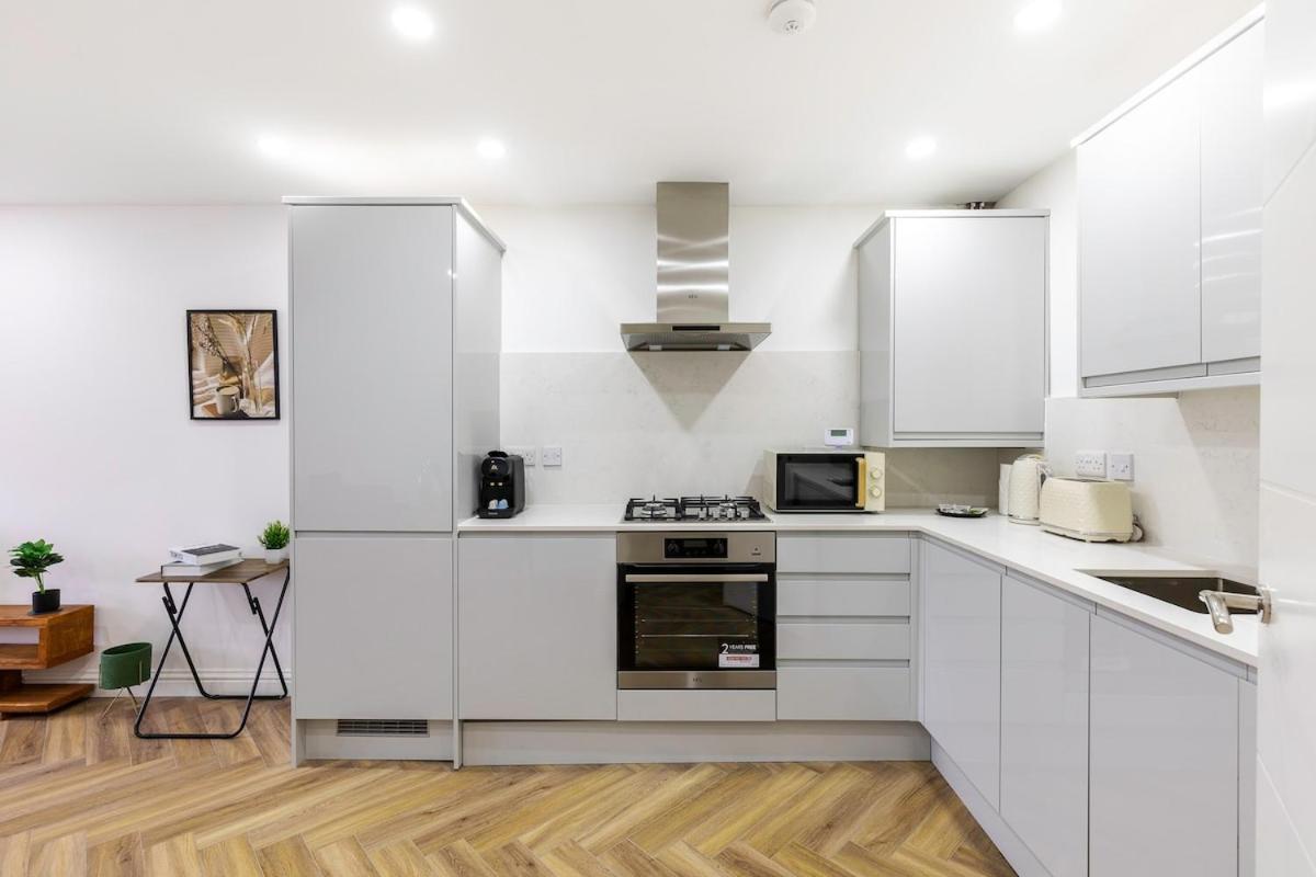 Appartamento Majestic Lux 5bed 2bath Free Parking Garden Londra