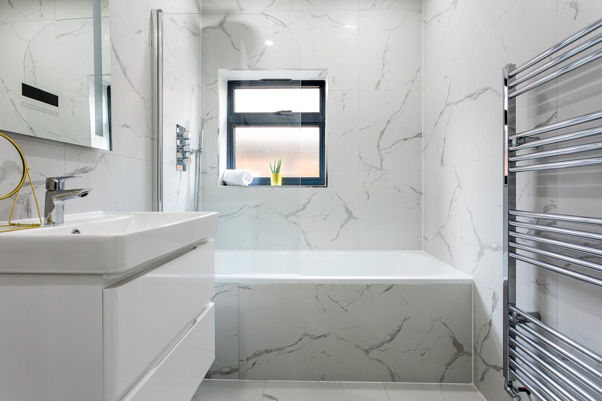Majestic Lux 5bed 2bath Free Parking Garden Appartamento