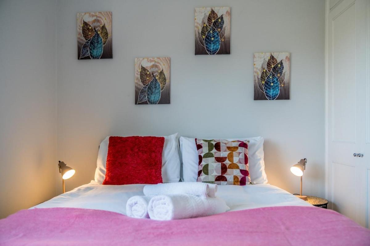 Villa Lavish Lux 3bed 2bath Garden Sunroom Parking Londra