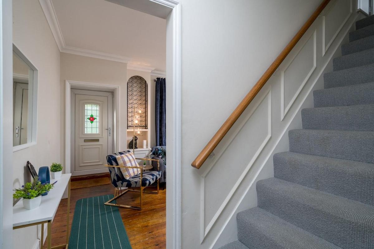 Villa Lavish Lux 3bed 2bath Garden Sunroom Parking Londra