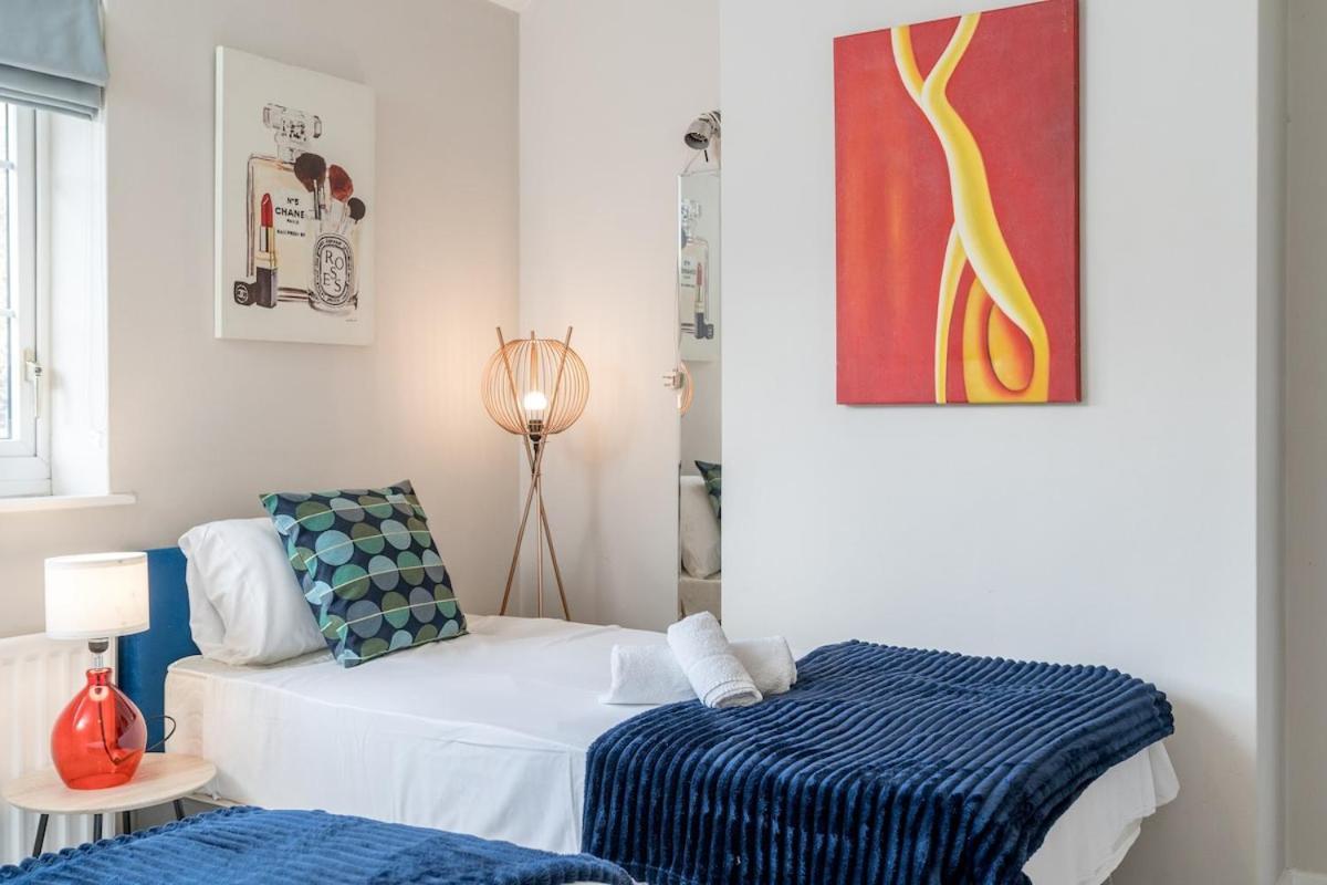 Villa Lavish Lux 3bed 2bath Garden Sunroom Parking *