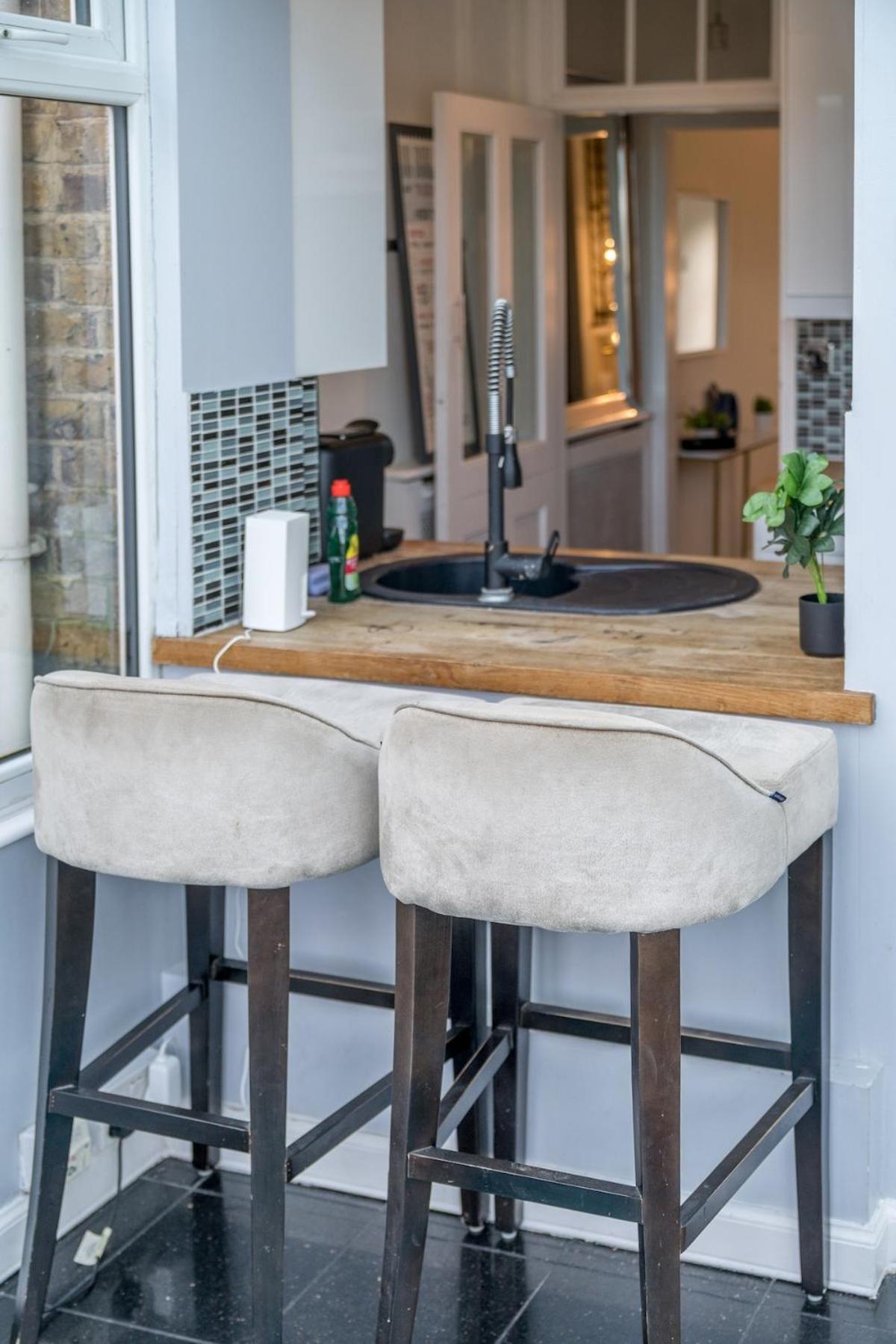 Lavish Lux 3bed 2bath Garden Sunroom Parking Londra