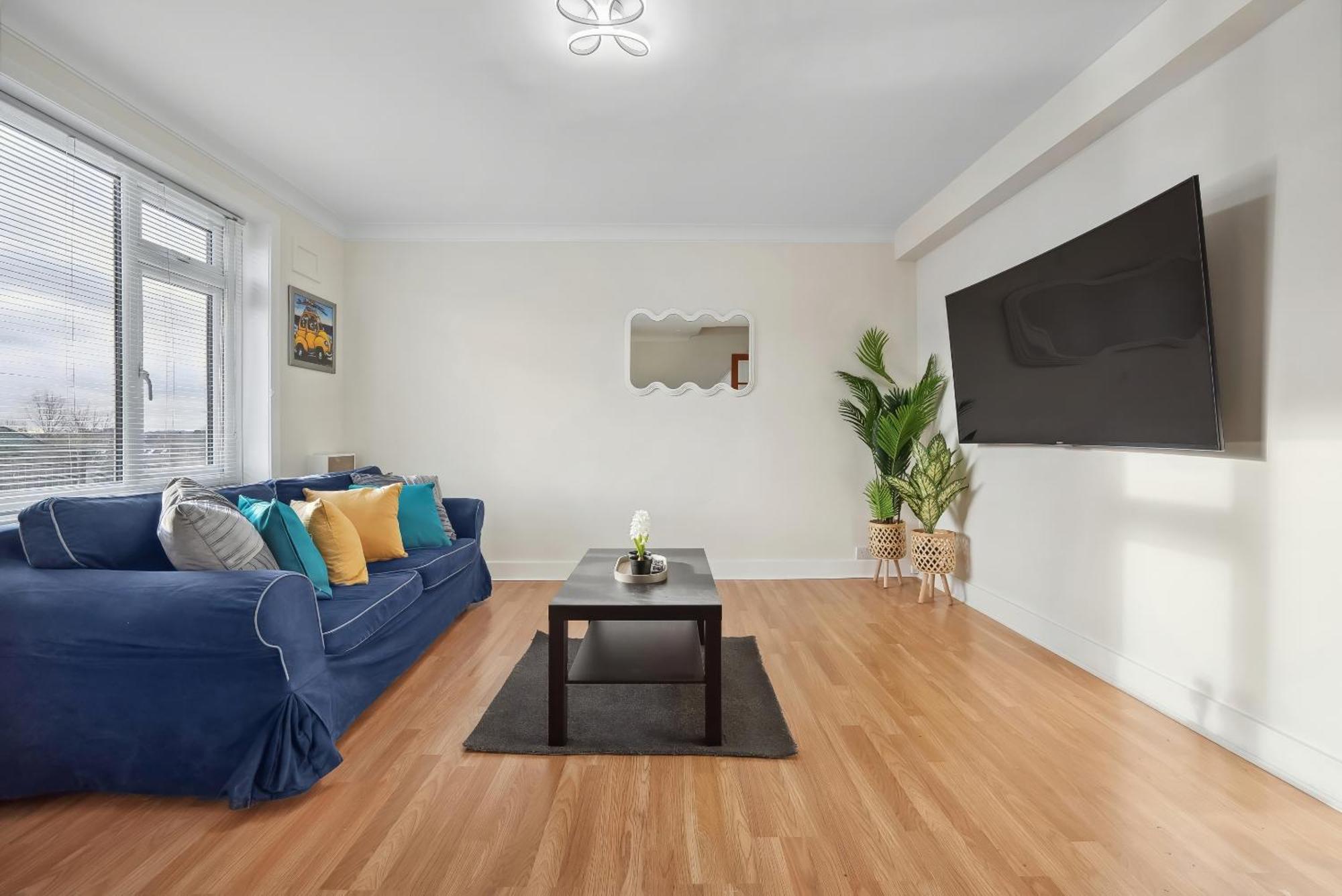 Apartment Vichy - Edgware Way 2 Bed Modern