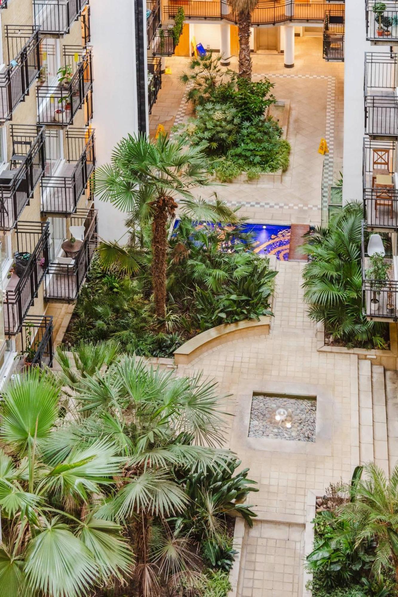 Heart Of The With Balcony - Thames - St Paul's - Cityapartmentstay Londen