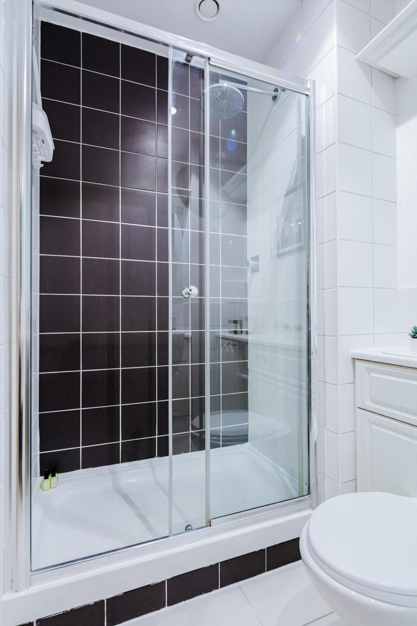 Heart Of The With Balcony - Thames - St Paul's - Cityapartmentstay Londen