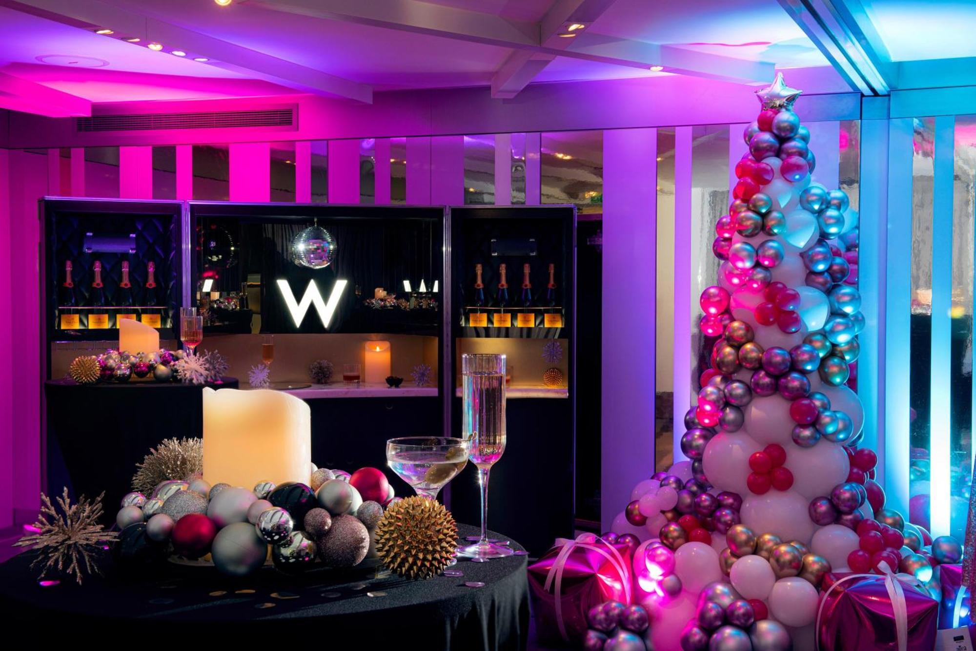 W London