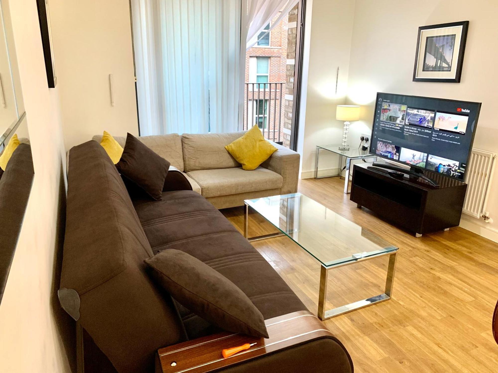 Dockland Excel 2 Bedroom