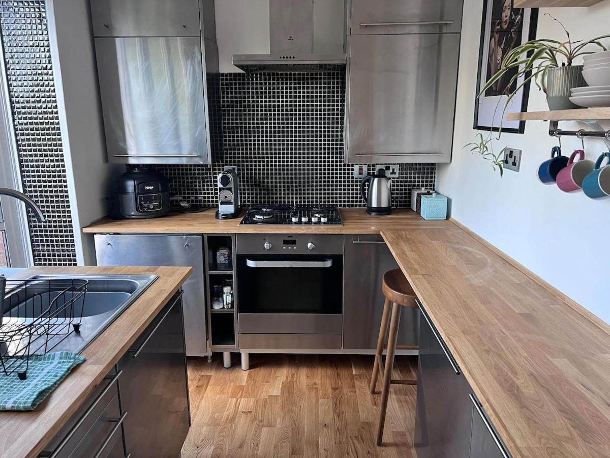 1 Bed Flat Close To Portobello Rd Appartamento *