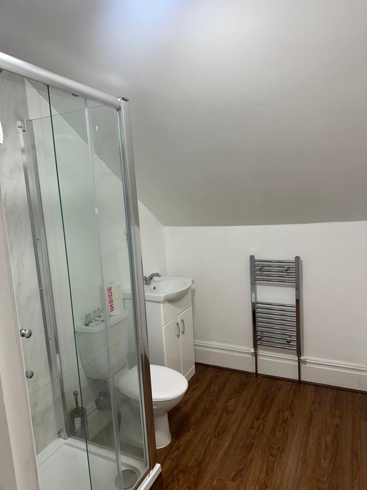 Streatham Comfort Couette-café