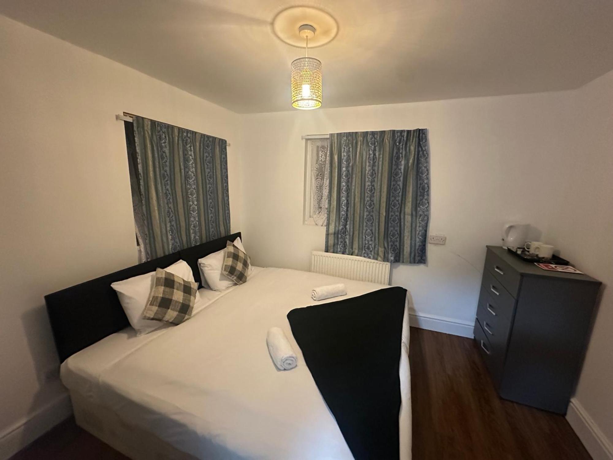 Streatham Comfort Couette-café