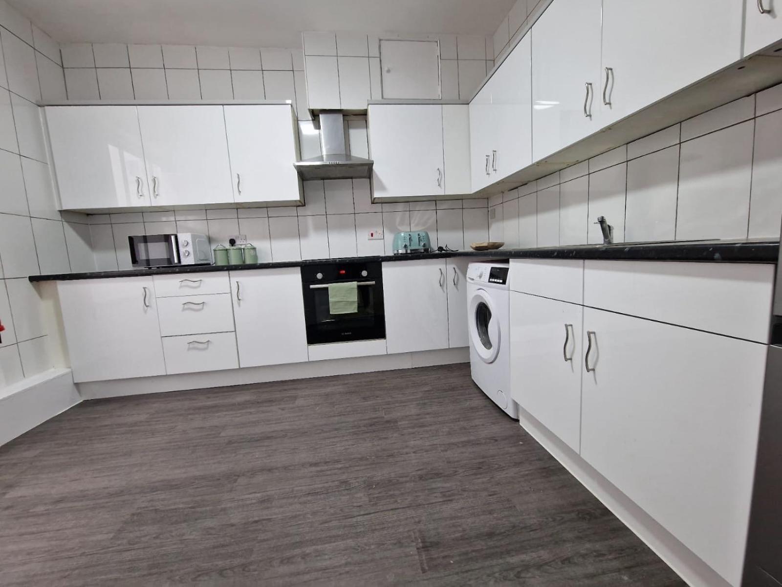 Lägenhet Comfortable Flat For 10 Near Paddington *