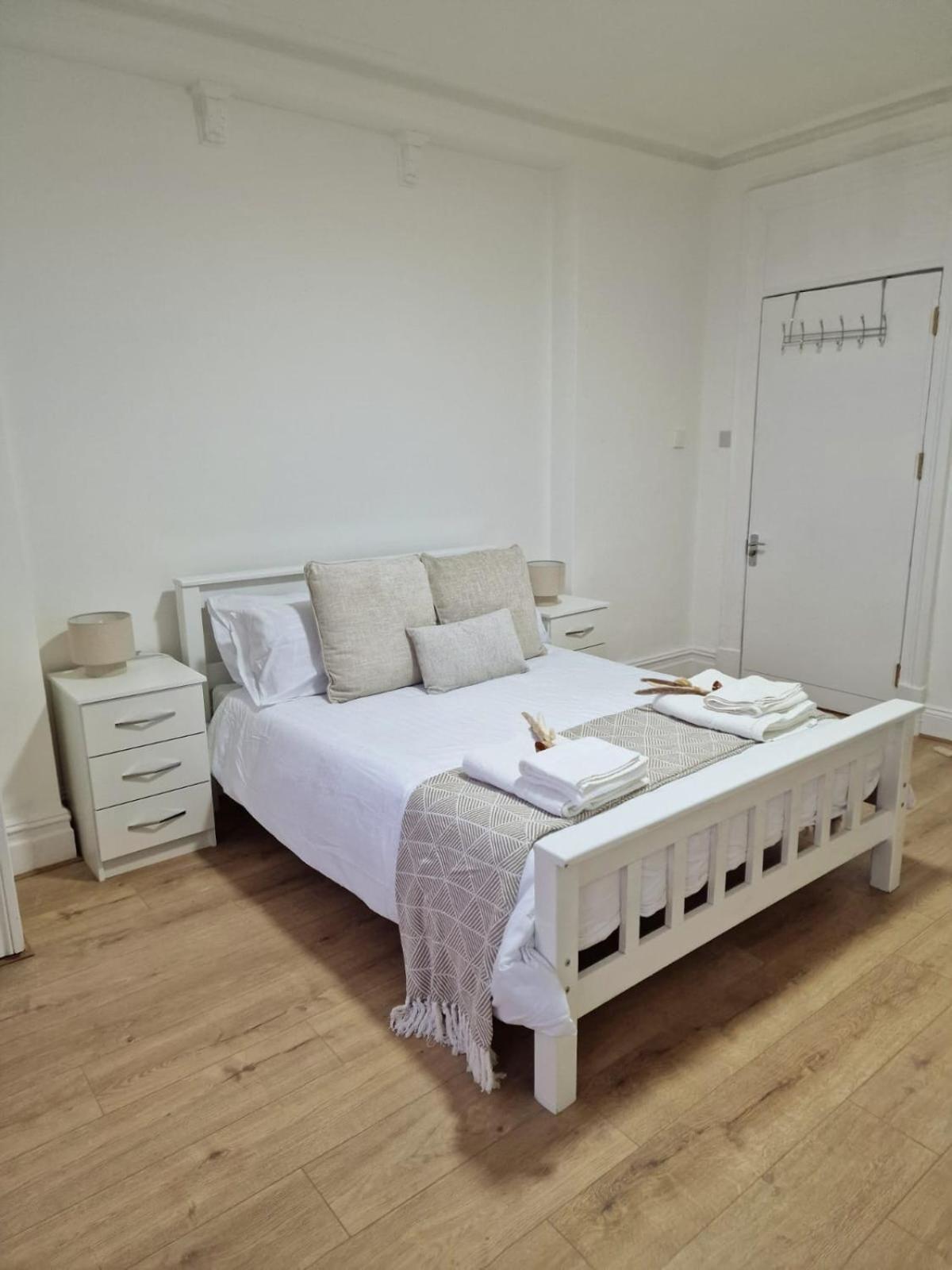 Comfortable Flat For 10 Near Paddington Lägenhet