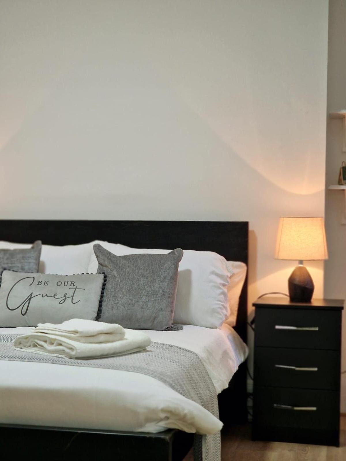 Lägenhet Comfortable Flat For 10 Near Paddington *